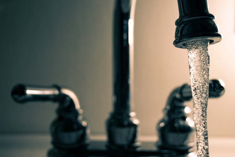 檢測自來水和二次供水水質 檢測自來水和二次供水水質